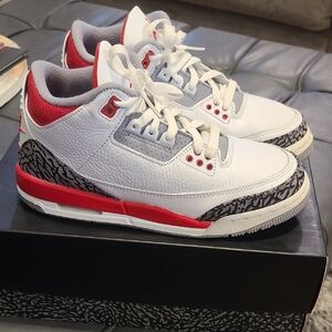 Air Jordan 3 Retro 'Cardinal Red'